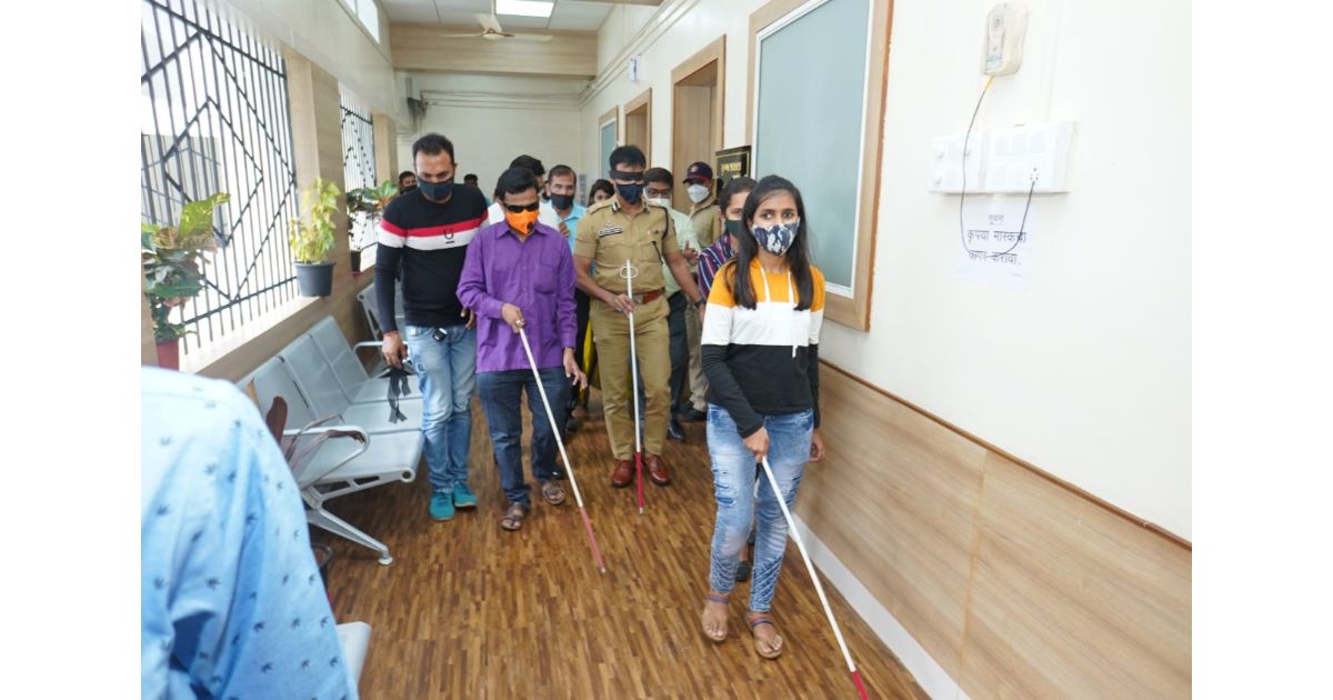 Pimpri-Chinchwad-Police-Commissionerate-celebrates-World-White-Cane-Safety-Day1