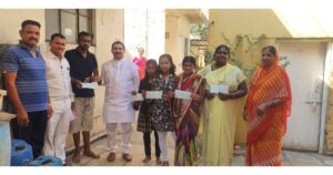 36-families-from-Undri-receive-financial-aid-from-district-administration