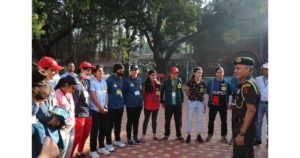Kashmir-Women-Cricket-Team-meets-Lt.-Gen-J-S-Nain-1 - Copy