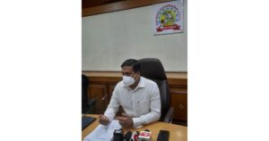 PCMC-Commissioner-to-take-legal-action-against-Mayor-for-violating-Covid19-norms