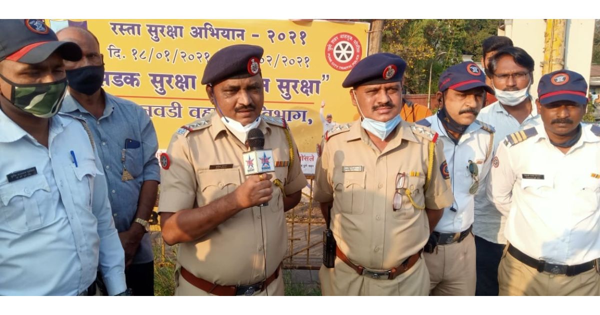 Road-safety-week-held-by-Wanowrie-Traffic-Division2