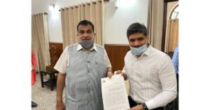 Rahul-Kalate-submits-letter-to-Union-Minister-Nitin-Gadkari-to-build-a-subway-at-Bhumkar-chowk-Tathawade-Punawale