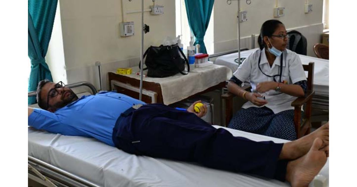 Blood-donation-camp-by-INHS-Kasturi2