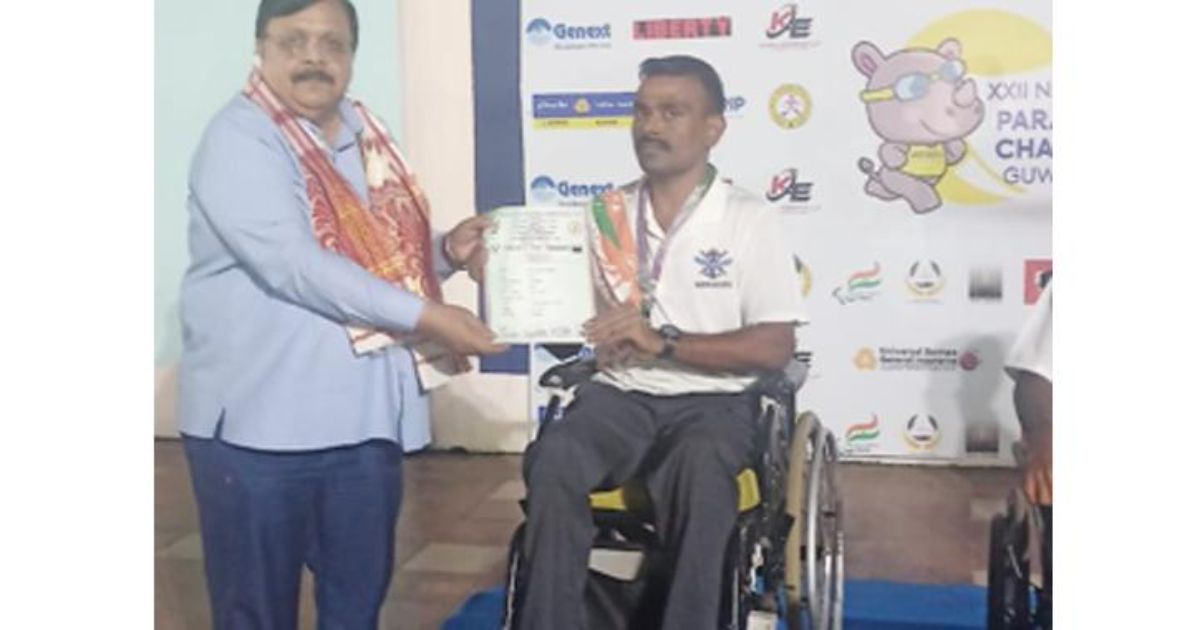 Paraplegic-patients-at-military-hospital-Kirkee-Shine-at-national-para-swimming-championship1
