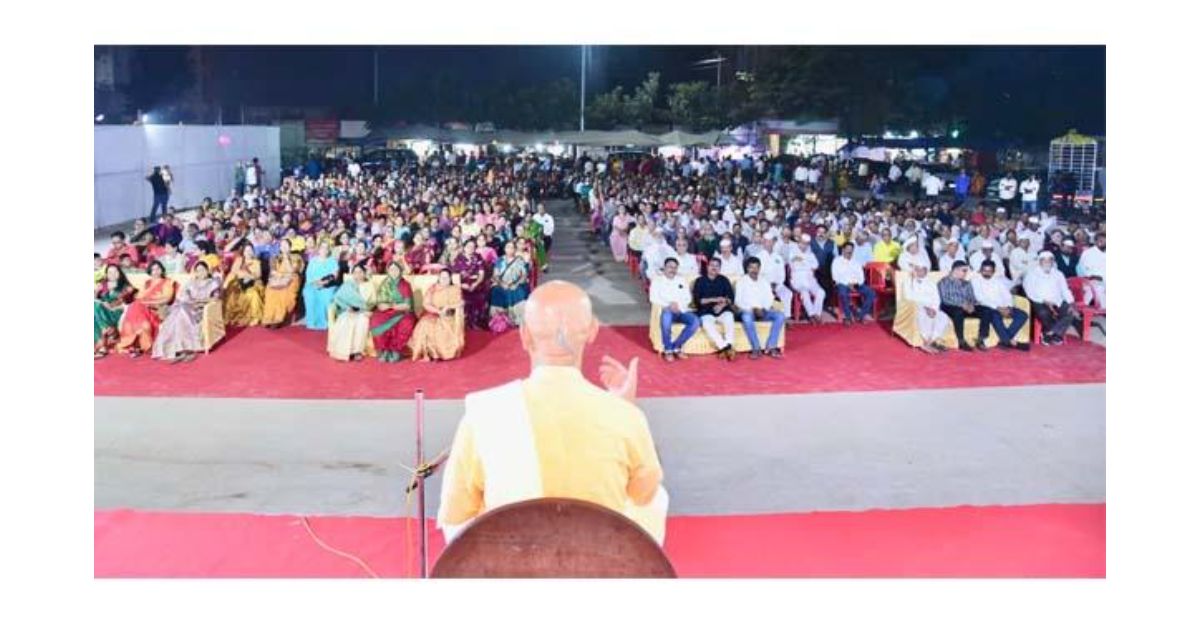 Nirmalatai-Kute-celebrates-birth-anniversary-of-‘Shrimad-Bhagavad-Geeta’