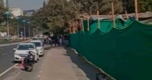 PMC-hides-garbage-dump-behind-green-curtains-on-Senapati-Bapat-Road-3