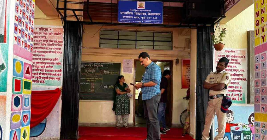 Election-department-sets-up