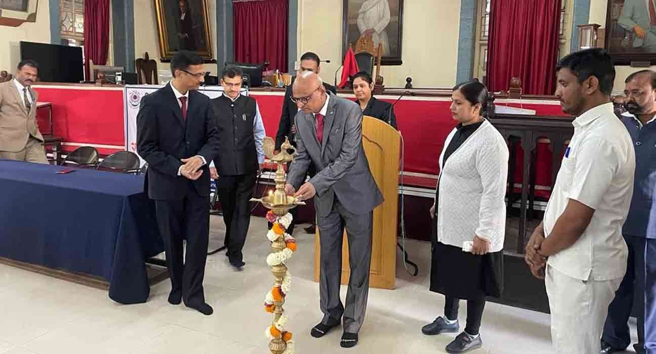 Lok-adalat-pic