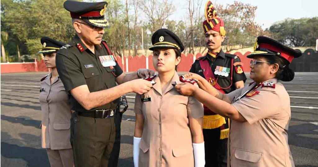 Commissioning-ceremony-of-53rd-batch-of-College-of-Nursing-AFMC-Pune2