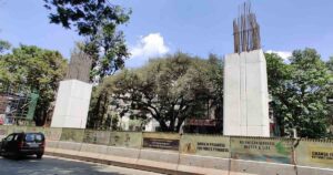Ganeshkhind road witnesses fourth century of ‘Puneri Metro’ Piers1