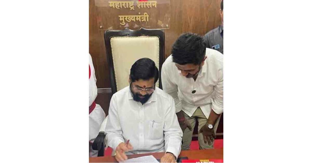 MLA Shirole seeks help from CM Eknath Shinde to resolve University chowk congestion issues