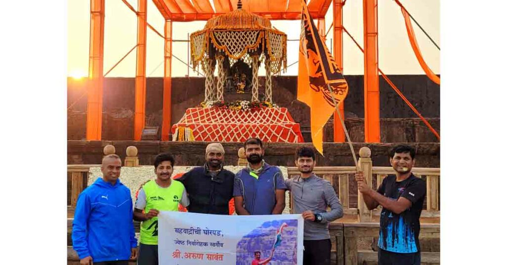 Six mountaineers climb Katraj to Raigad in 23 hours 50 minutes2