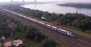 Vande Bharat Express trains get overwhelming response, crosses 1,00,000 passengers mark1