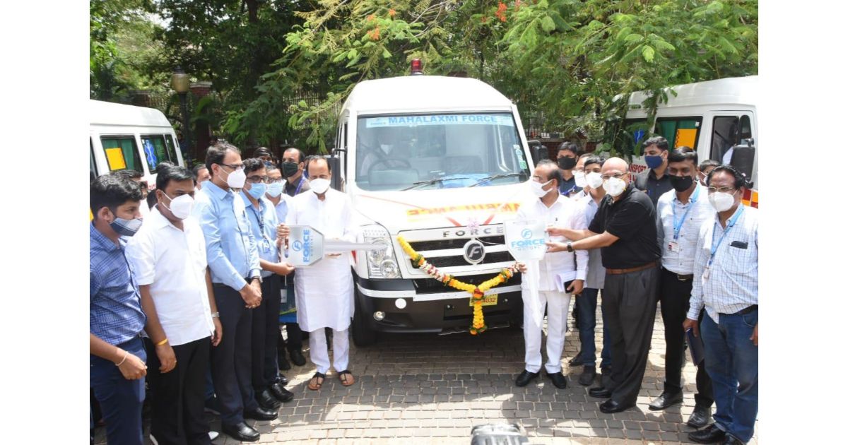 442-new-ambulances-in-service-of-patients1