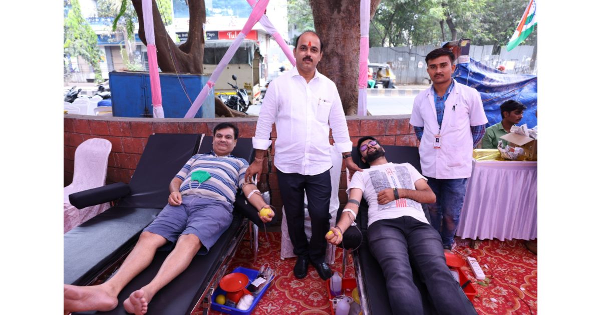 Blood-donation-camp-held-in-Wanawadi2