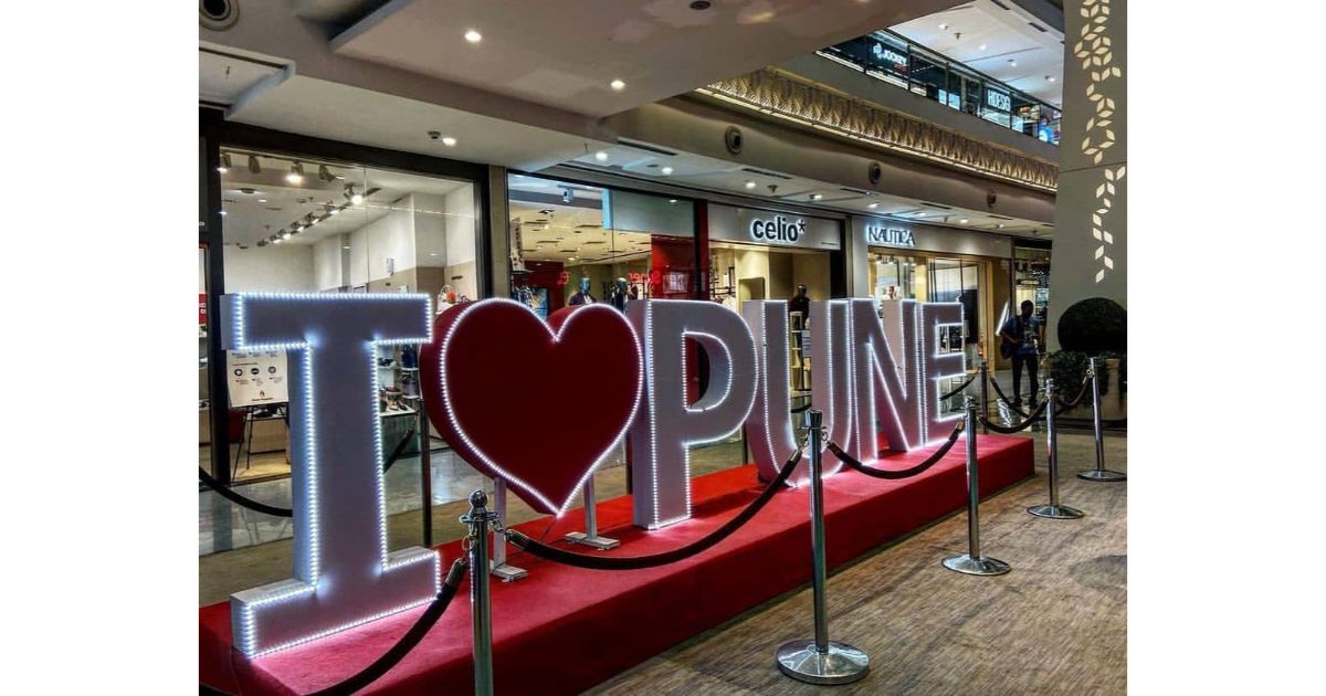Celebrate-the-season-of-love-at-Phoenix-Marketcity-Pune