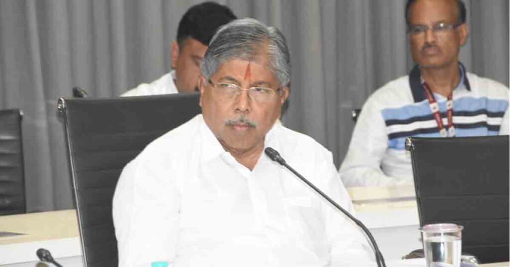 Residents of Kothrud to be provided with piped natural gas : informs Chandrakant Patil