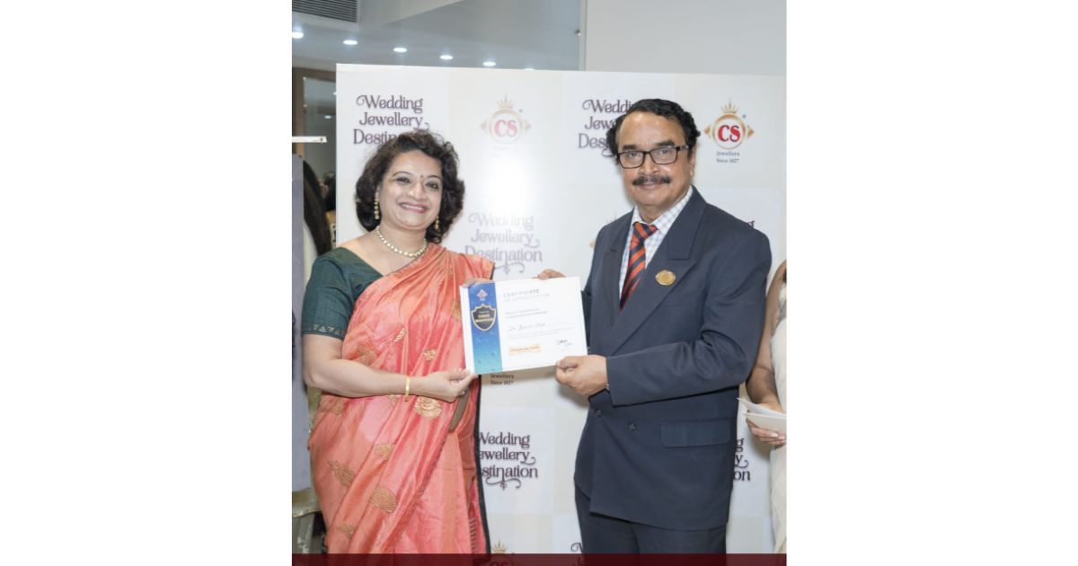 Dr-Sunita-More-felicitated-as-Covid19-warrior