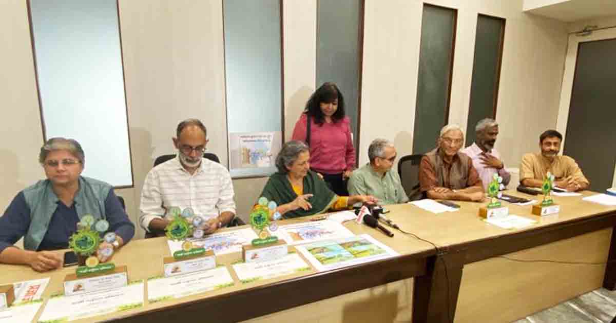 Environmental organisations in Pune return 'Paryavaran Doot' awards to PMC1