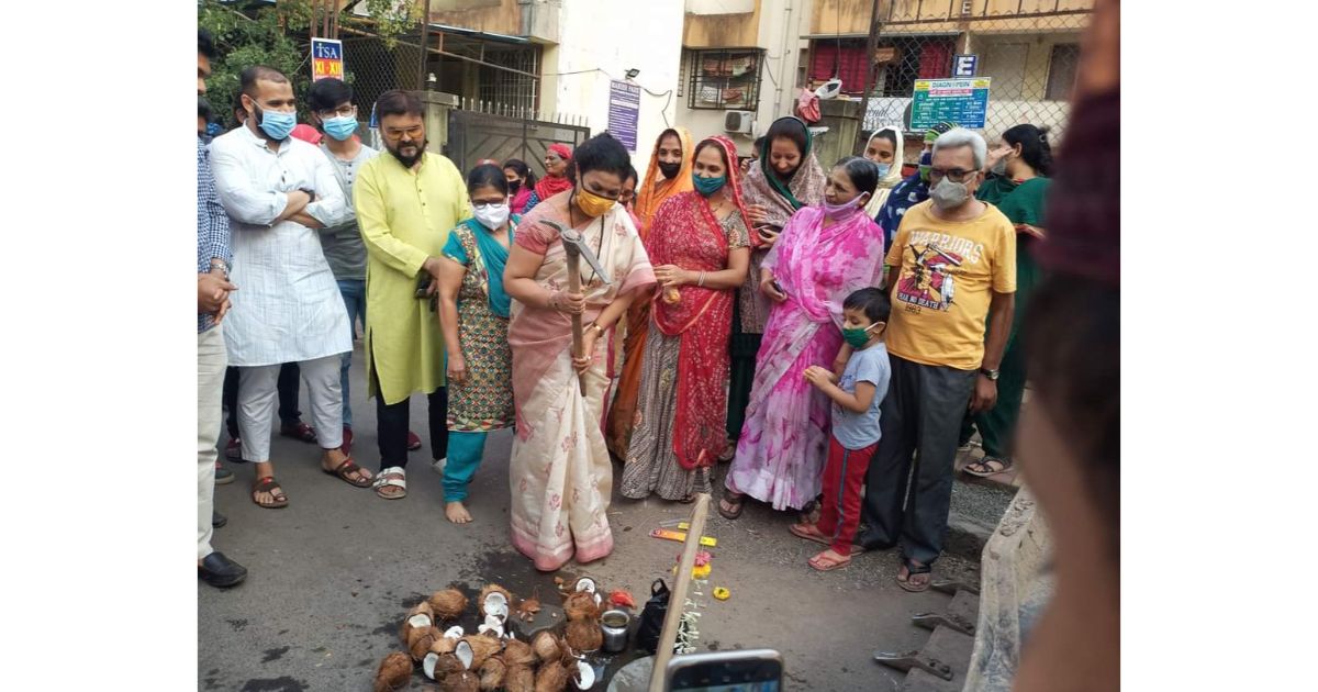Foundation-laid-for-new-drainage-line-near-Manish-Park-in-Kondhwa-1