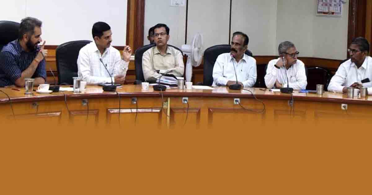 Hoteliers must manage waste effectively, appeals Shekhar Singh