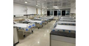 MLA-Madhuri-Misal-gives-Rs-20-lakh-to-buy-ventilators-urges-PMC-to-start-oxygen-supply-to-ESIC-hospital-in-Bibvewadi2