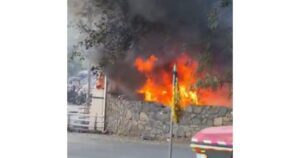 Massive-fire-broke-out-at-Pimpri-Police-Station-13-vehicles-burnt-e1604925751778-538x512