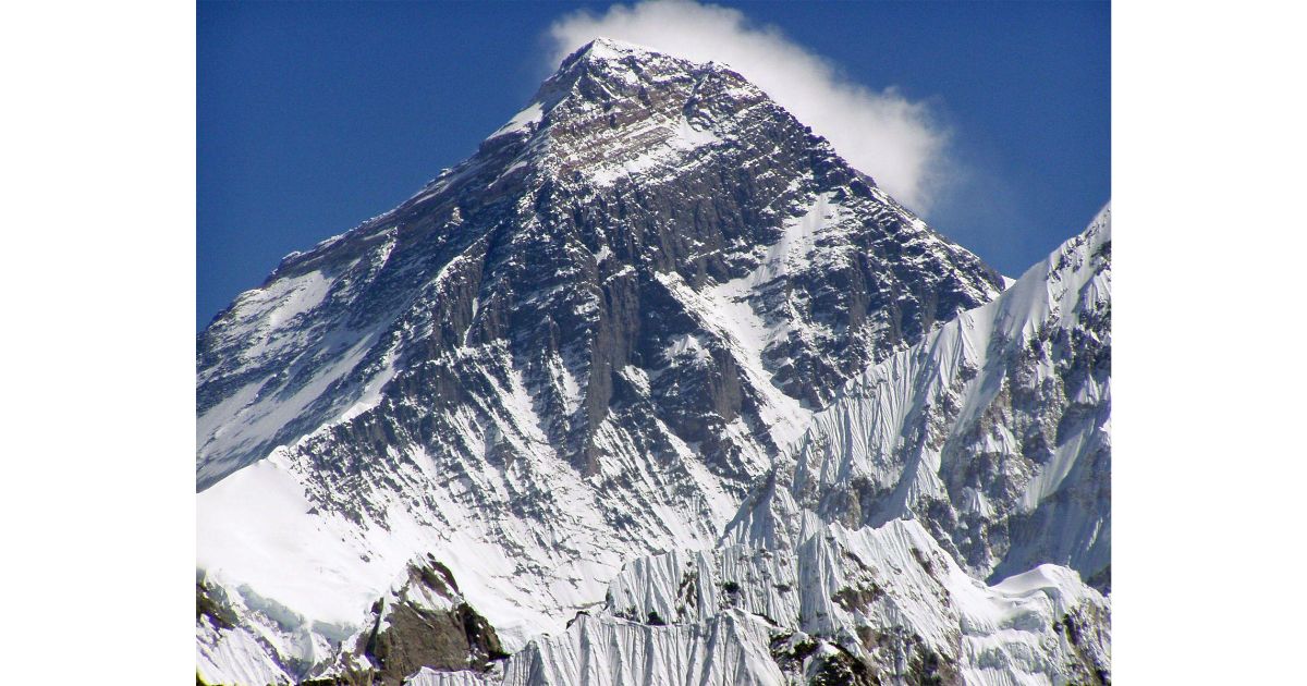 Mt.-Everest-2
