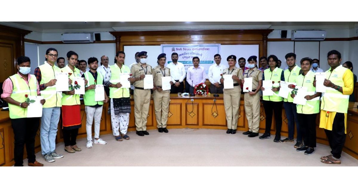 PCMC-hires-transgenders-as-security-guards-and-green-marshals-5