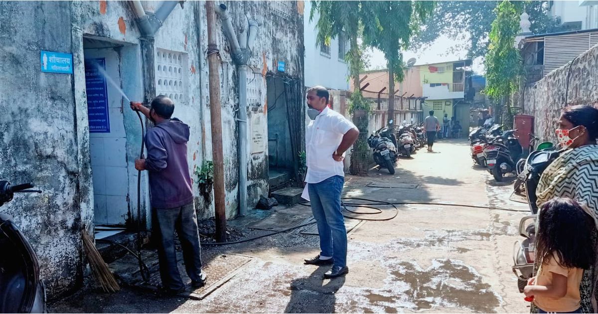 Public-urinals-in-Camela-awaits-PMCs-attention-2