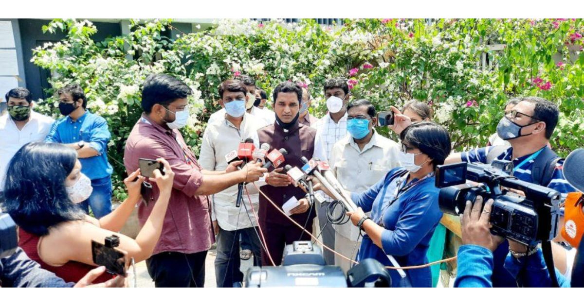Puneites-are-still-struggling-to-find-Remdesivir-injections-alleges-Jagdish-Mulik1-1024x472