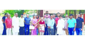 Ujjwal-Park-residents-raise-issues-of-illegal-parking-