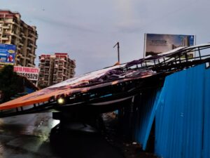 Illegal hoarding Pune Pulse NIBM Vibgyor High School