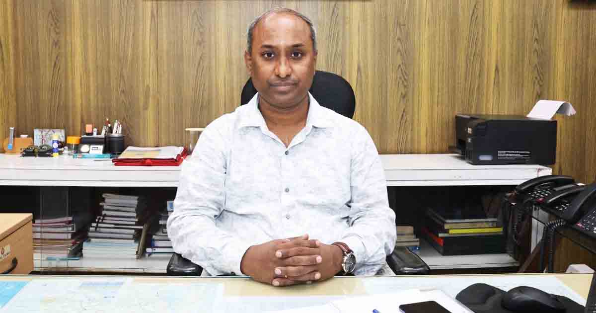 Dr Shivraj Manaspure takes over as Chief Public Relations Officer, Central Railway