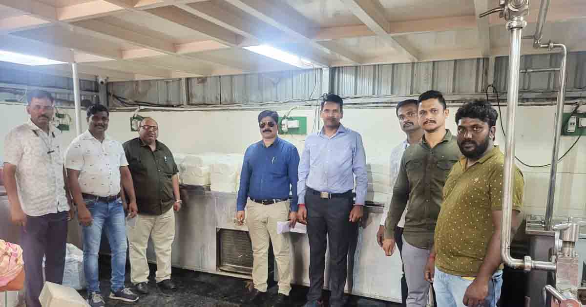 Pimpri Chinchwad police seizes adulterated paneer from dairy unit 3