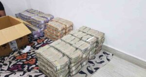 Pune police seizes cash worth Rs 3.4 crore from car near Manjari