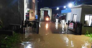 Water Logging Plagues Aurum Elementto Housing Society in Lohegaon, Leaving Residents in Distress1