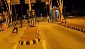 Pune Pulse MNS Toll Vandalise