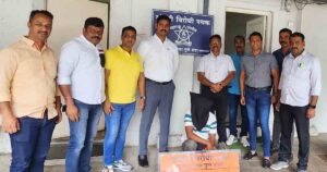 Anti Extortion squad arrests person for carrying 2 country-made guns and 4 cartridges