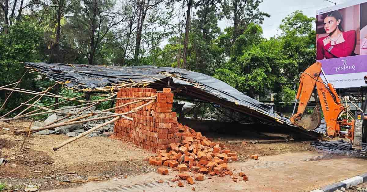 PMC razes illegal structures at various places in Pune4