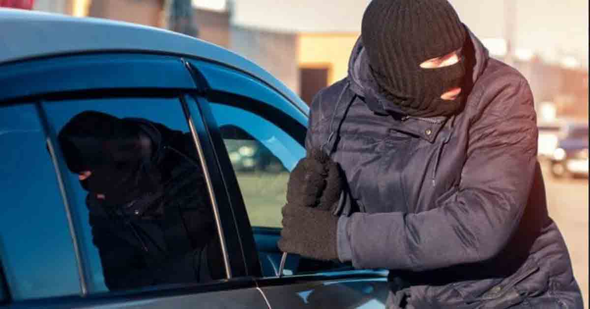 Pimpri-Chinchwad Crime Branch Apprehends Youth and Minor Accomplice in Vehicle Theft Case, Seizes Assets Valued at Rs 11.80 Lakhs