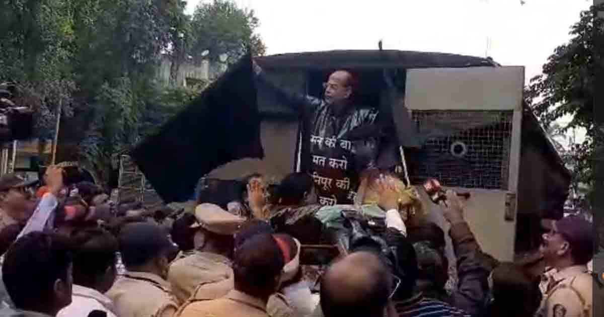 Police detain Congress leaders Mohan Joshi, Ramesh Bagwe and Ravindra Dhangekar for protesting on PM Modi’s arrival2
