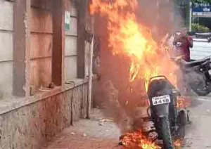Bike catches fire on Prabhat road - No injuries reported-low
