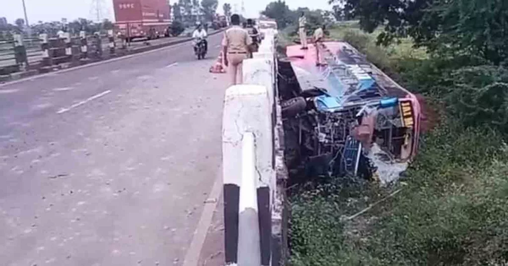 Bus Falls from Bridge at Chhatrapati Sambhajinagar-Jalna Highway