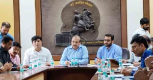 Discussion held for elevated road between Fatima nagar and Kavadi pat toll plaza