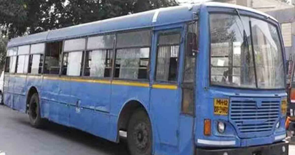 Nine people injured in accident as steering wheel of PMPML bus breaks