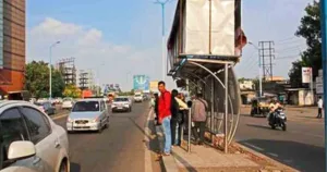 PMC to Relocate Bus Stops on Roadside Between Swargate & Hadapsar