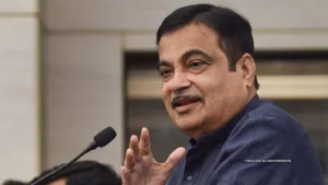 Pune Pulse Union Minister Nitin Gadkari announces ambitious plan to address traffic congestion in Pune by investing Rs 55,000 crores in building flyovers and better accessible roads