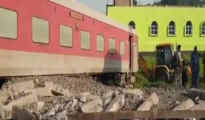 Bihar train accident: Four killed, over 100 injured as North East Express derails in Buxar