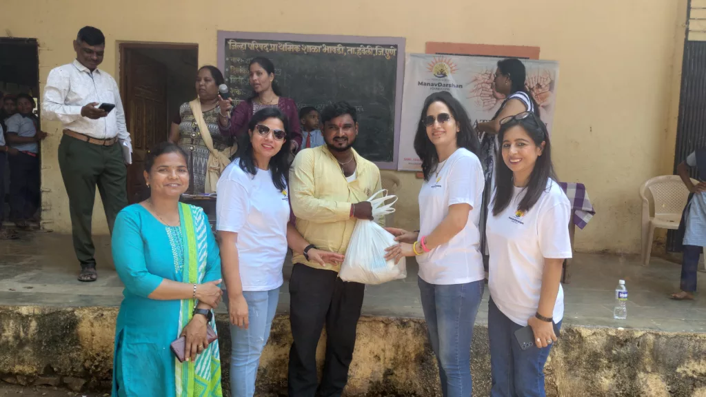 Manav Darshan Team Holds Ration Daan Programme In Bhawadi Gram Village